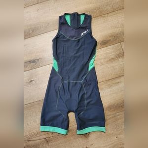 Women's 2xu Tri suit size Small